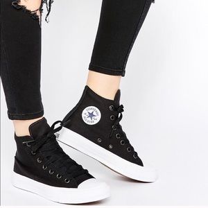 Converse Chuck Taylor 2 OX ll Black 6.5 worn once!